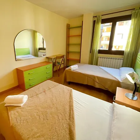 Apartament Collarada 3000 *