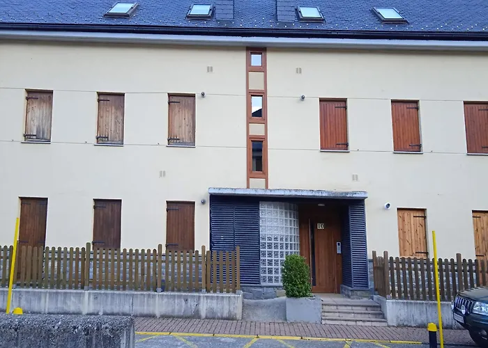 Apartamento Collarada 3000 *